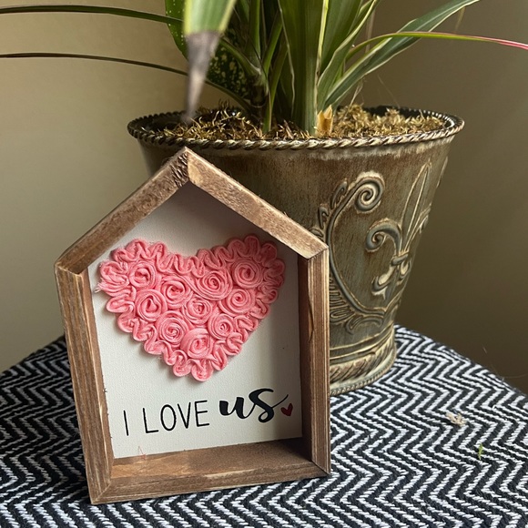 Mini house heart sign - Picture 1 of 5
